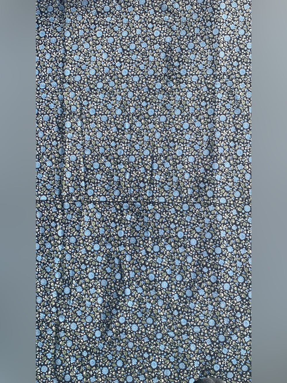 Stunning Antique 1930s cotton black blue green & white floral whimsygoth fabric - Picture 10 of 16